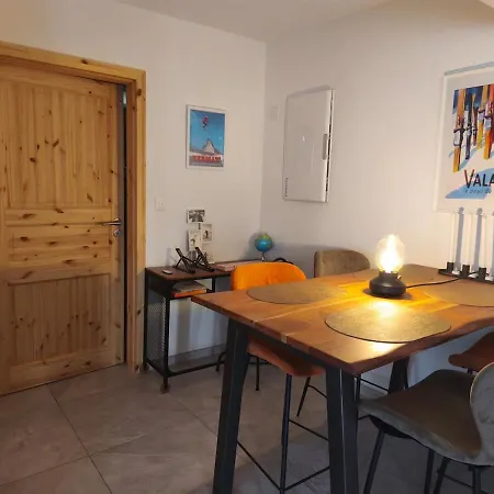 Le Carnotzet D 'ardon *